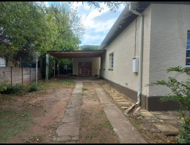 4 BEDROOM HOUSE FOR SALE IN BALMORAL